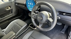 2025 (75) MINI COOPER 1.5 C Classic 3dr Auto 5504816
