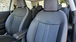2025 (75) MINI COOPER 1.5 C Classic 3dr Auto 5504834