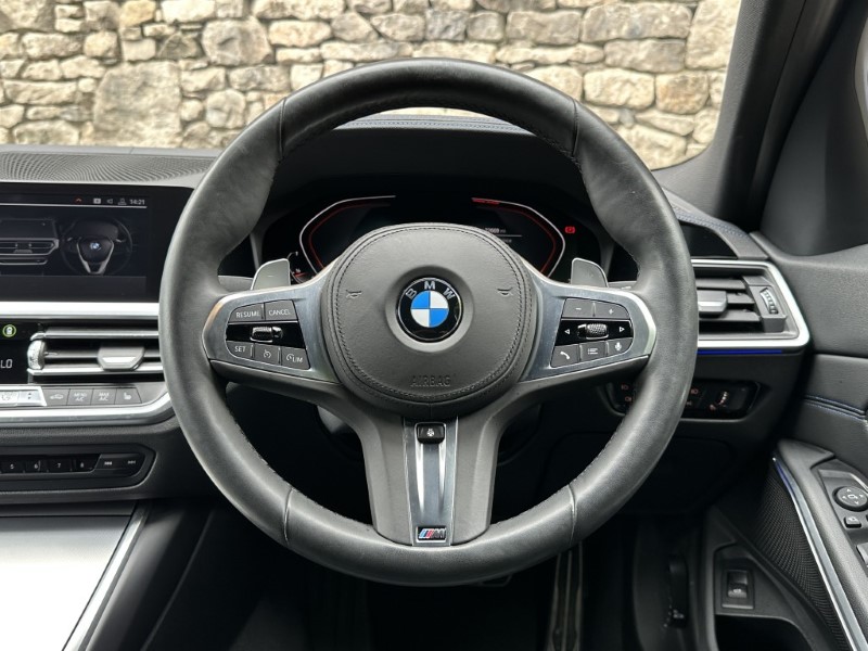 2019 (19) BMW 3 SERIES 320i M Sport Saloon  5524754