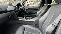 2016 (66) BMW 3 SERIES 320d xDrive M Sport 5dr 5520938