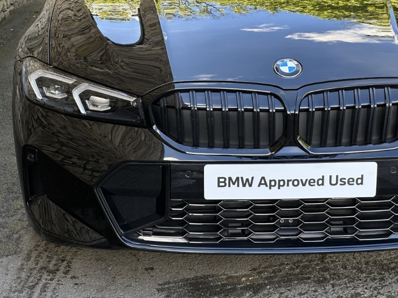 2026 (26) BMW 3 SERIES 320i M Sport 5dr Touring  5495680