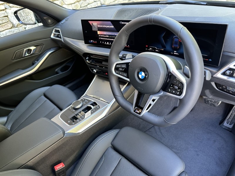 2026 (26) BMW 3 SERIES 320i M Sport 5dr Touring  5495615