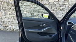 2026 (26) BMW 3 SERIES 320i M Sport 5dr Touring 5495650