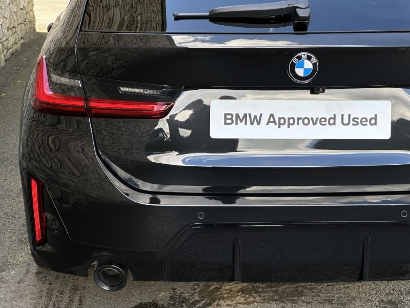 2026 (26) BMW 3 SERIES 320i M Sport 5dr Touring  5495676