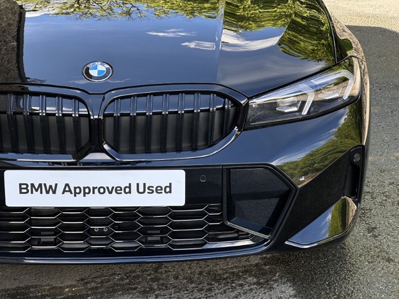 2026 (26) BMW 3 SERIES 320i M Sport 5dr Touring  5495681