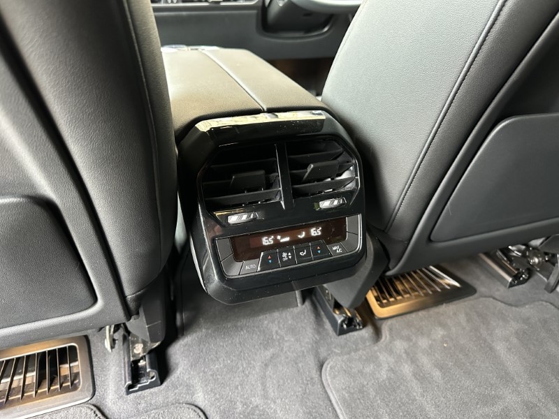 2023 (73) BMW iX xDrive40 M Sport  5515958