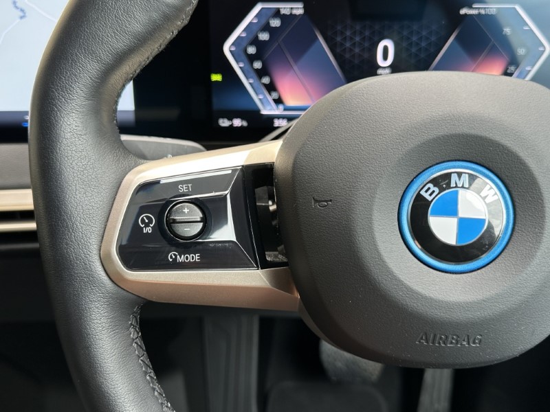 2023 (73) BMW iX xDrive40 M Sport  5515931