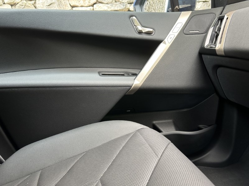 2023 (73) BMW iX xDrive40 M Sport  5515935
