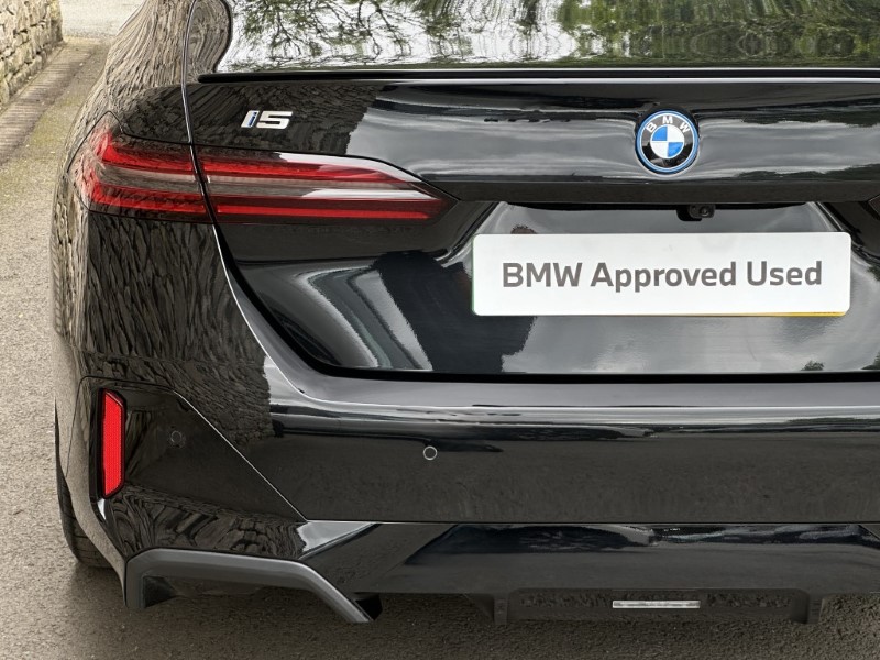 2024 (24) BMW I5 eDrive40 M Sport Pro Saloon  5527859