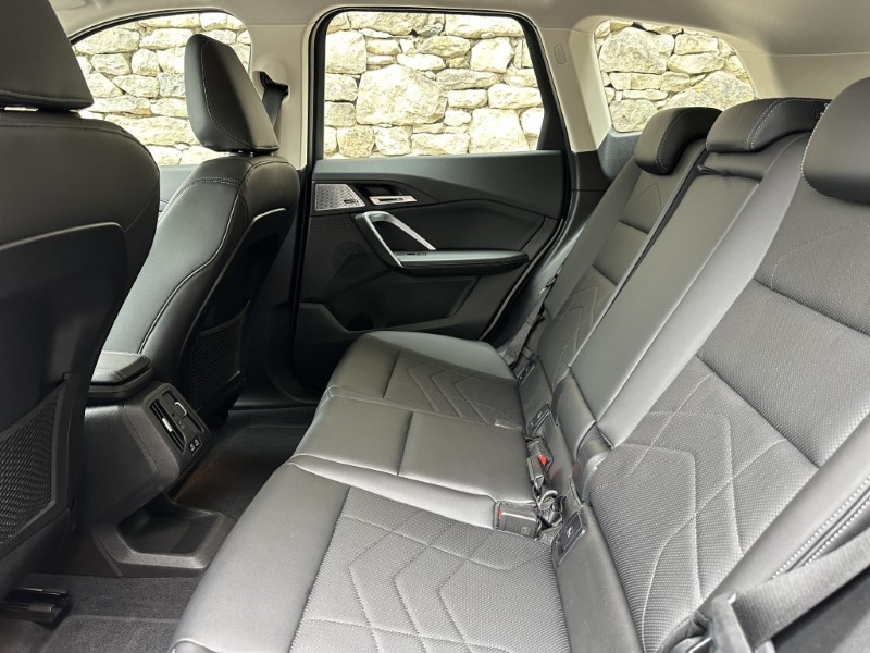 2024 (24) BMW iX1 eDrive20 xLine  5528175