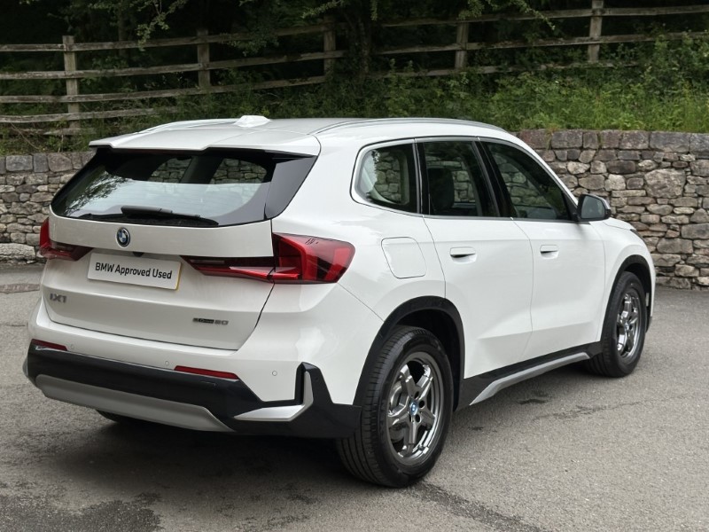 2024 (24) BMW iX1 eDrive20 xLine  5528213