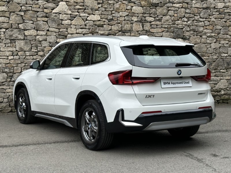 2024 (24) BMW iX1 eDrive20 xLine 