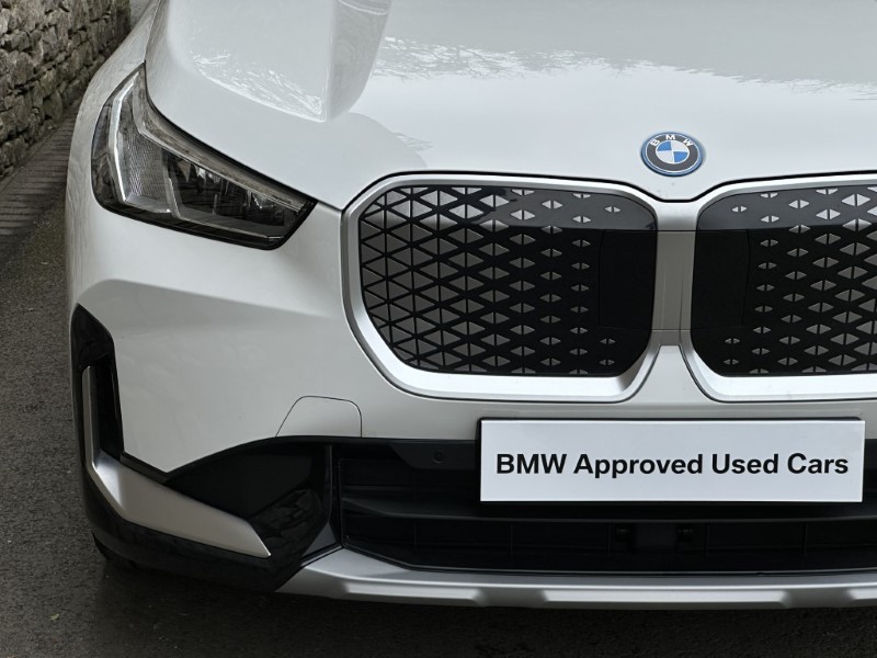 2024 (24) BMW iX1 eDrive20 xLine  5528172