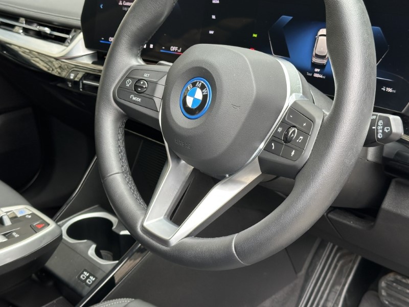 2024 (24) BMW iX1 eDrive20 xLine  5528157