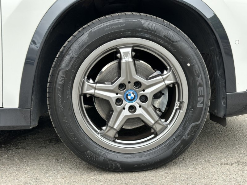 2024 (24) BMW iX1 eDrive20 xLine  5534284