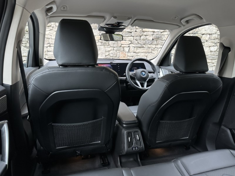 2024 (24) BMW iX1 eDrive20 xLine  5528194
