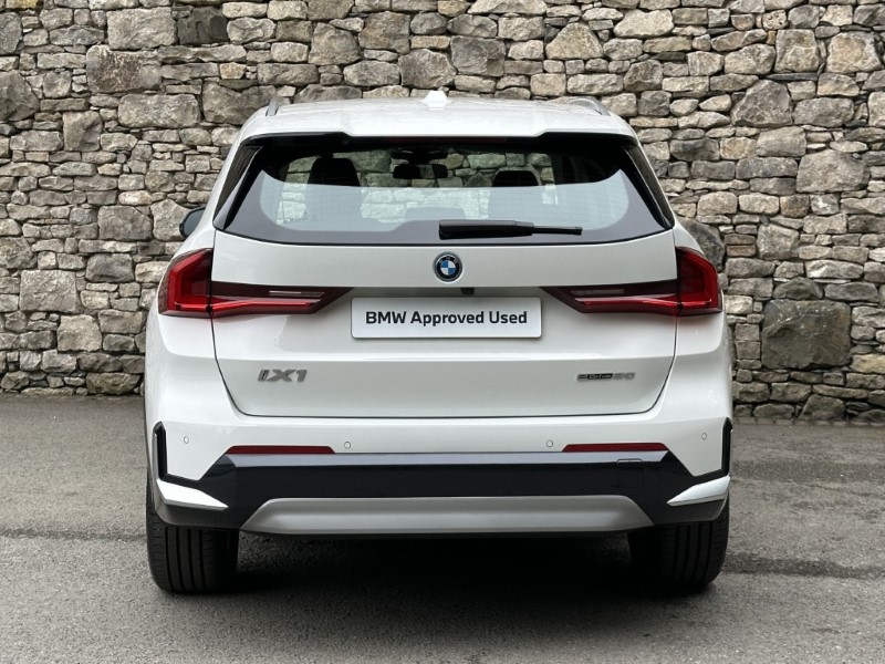 2024 (24) BMW iX1 eDrive20 xLine  5528189