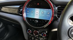 2022 (72) MINI HATCHBACK 1.5 Cooper Classic 3dr Auto 5535835