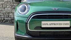 2022 (72) MINI HATCHBACK 1.5 Cooper Classic 3dr Auto 5535840