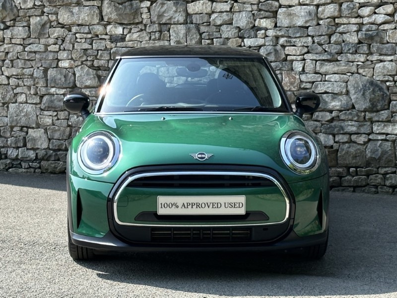 2022 (72) MINI HATCHBACK 1.5 Cooper Classic 3dr Auto 5535837