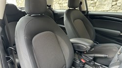 2022 (72) MINI HATCHBACK 1.5 Cooper Classic 3dr Auto 5535792