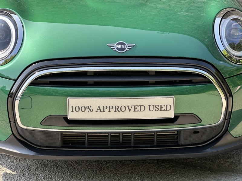 2022 (72) MINI HATCHBACK 1.5 Cooper Classic 3dr Auto 5535841