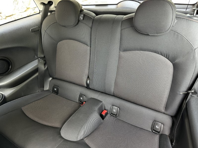2022 (72) MINI HATCHBACK 1.5 Cooper Classic 3dr Auto 5535814