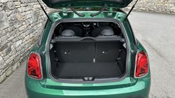 2022 (72) MINI HATCHBACK 1.5 Cooper Classic 3dr Auto 5535788