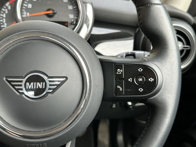 2022 (72) MINI HATCHBACK 1.5 Cooper Classic 3dr Auto 5535804