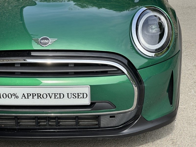 2022 (72) MINI HATCHBACK 1.5 Cooper Classic 3dr Auto 5535806