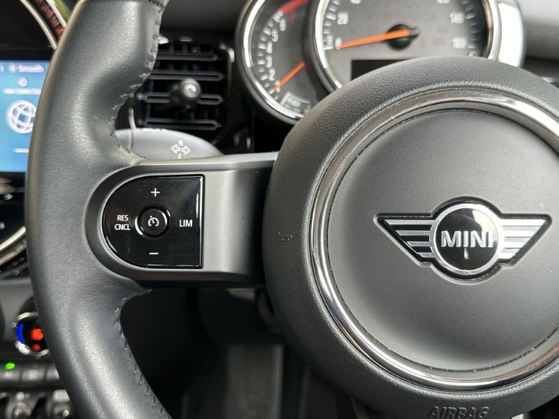 2022 (72) MINI HATCHBACK 1.5 Cooper Classic 3dr Auto 5535803