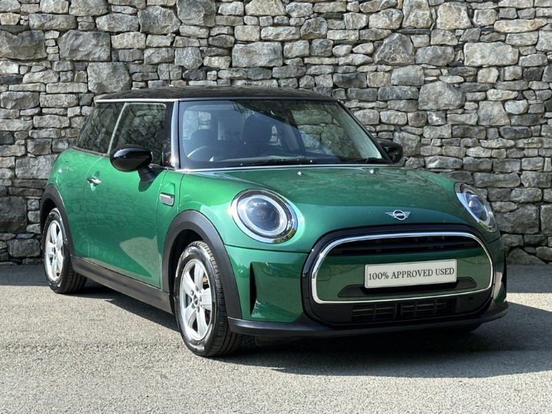 2022 (72) MINI HATCHBACK 1.5 Cooper Classic 3dr Auto