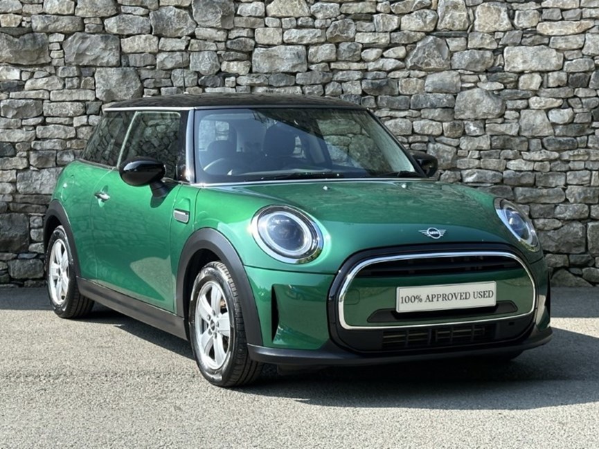2022 (72) MINI HATCHBACK 1.5 Cooper Classic 3dr Auto