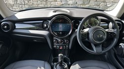 2022 (72) MINI HATCHBACK 1.5 Cooper Classic 3dr Auto 5535824