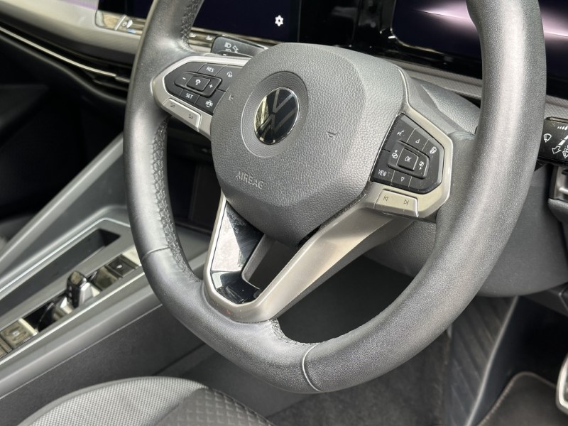2022 (22) VOLKSWAGEN GOLF 1.5 eTSI 150 Active 5dr DSG 5523019