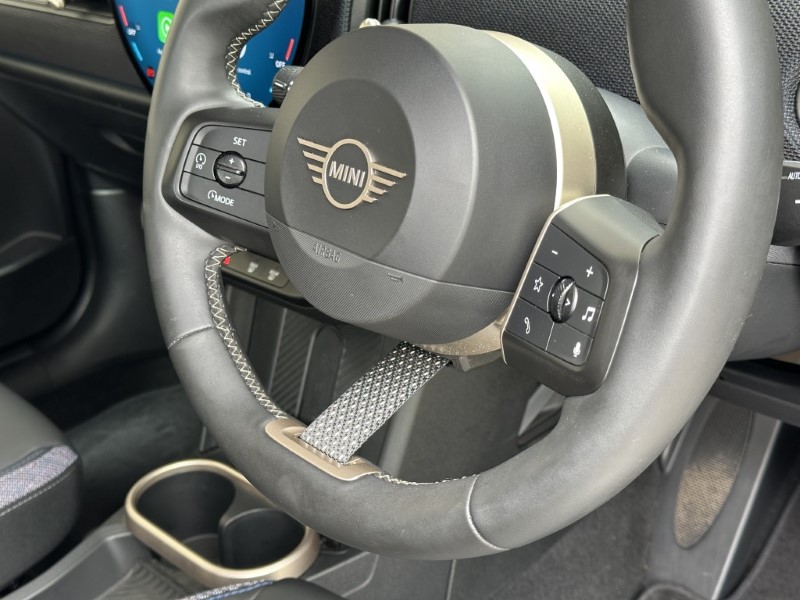 2024 (24) MINI COOPER 1.5 C Classic 3dr Auto 5541041