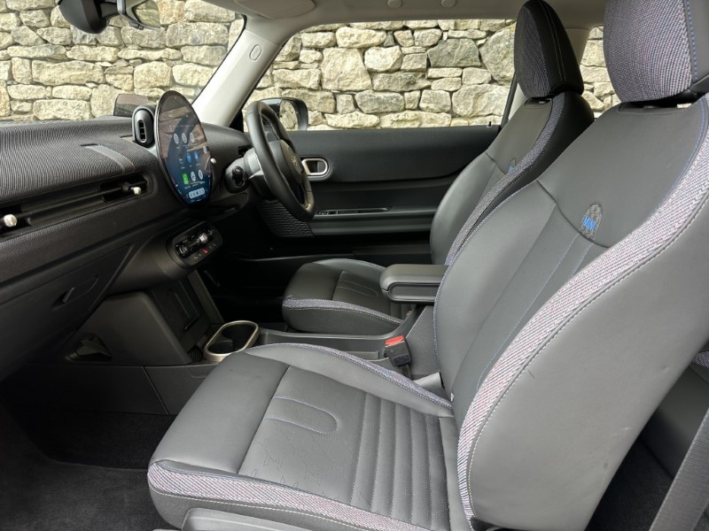 2024 (24) MINI COOPER 1.5 C Classic 3dr Auto 5541055