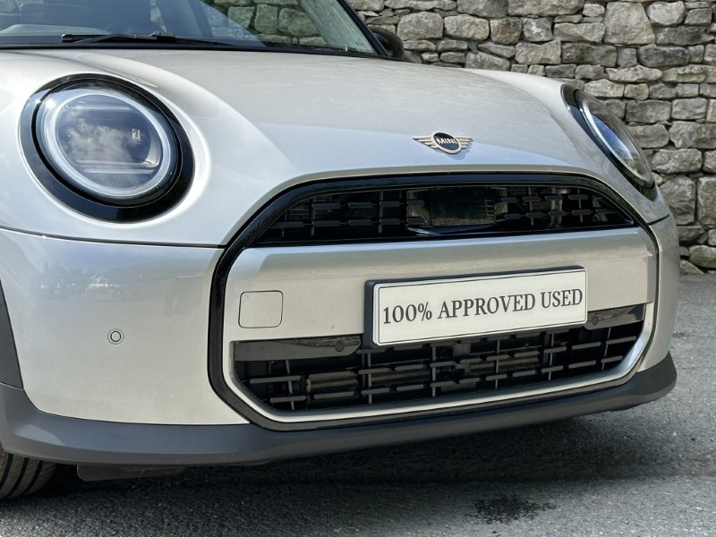 2024 (24) MINI COOPER 1.5 C Classic 3dr Auto 5541087
