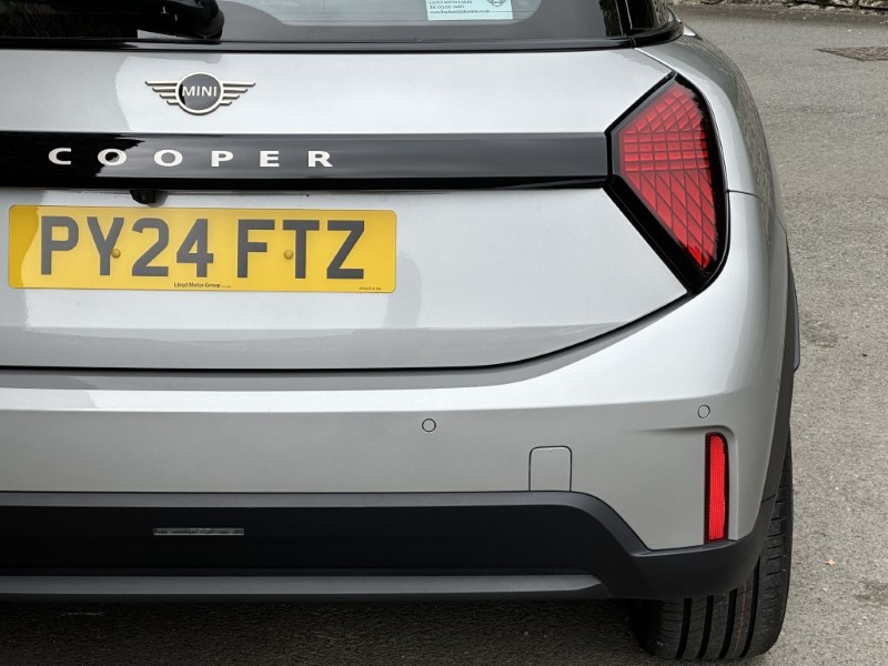 2024 (24) MINI COOPER 1.5 C Classic 3dr Auto 5541034