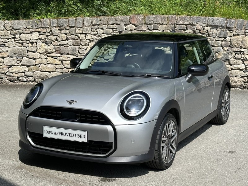 2024 (24) MINI COOPER 1.5 C Classic 3dr Auto 5541080