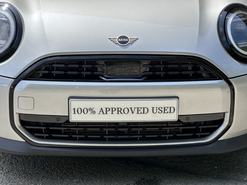 2024 (24) MINI COOPER 1.5 C Classic 3dr Auto 5541089