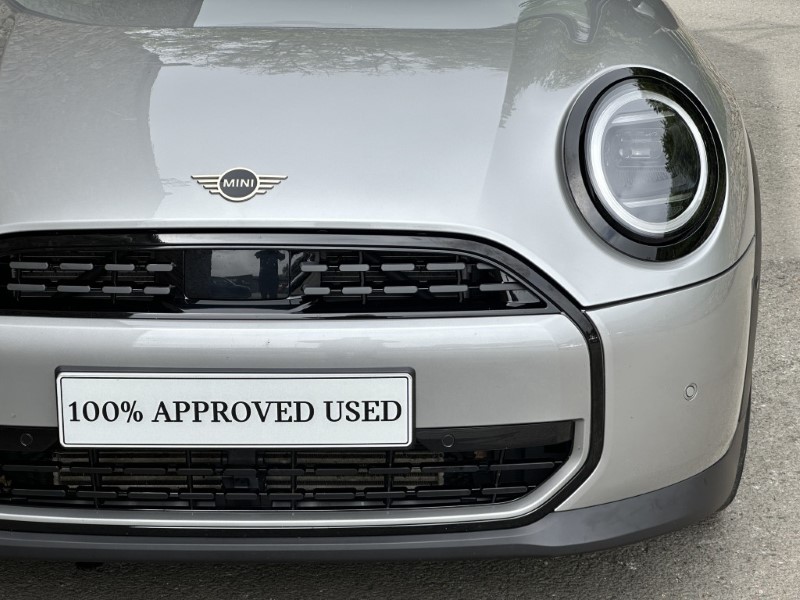 2024 (24) MINI COOPER 1.5 C Classic 3dr Auto 5541053