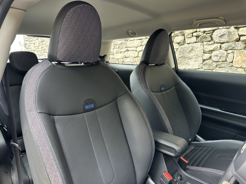 2024 (24) MINI COOPER 1.5 C Classic 3dr Auto 5541039
