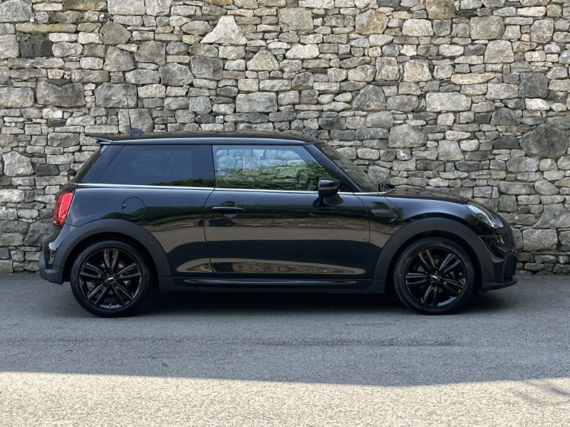 2023 (72) MINI HATCHBACK 1.5 Cooper Sport 3dr Auto 5537274