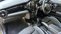2023 (72) MINI HATCHBACK 1.5 Cooper Sport 3dr Auto 5537300