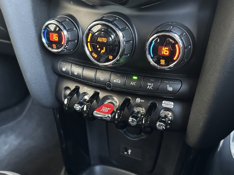 2023 (72) MINI HATCHBACK 1.5 Cooper Sport 3dr Auto 5537289