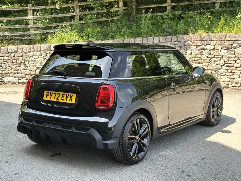 2023 (72) MINI HATCHBACK 1.5 Cooper Sport 3dr Auto 5537340
