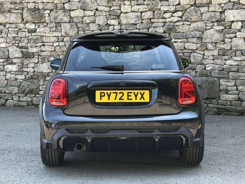 2023 (72) MINI HATCHBACK 1.5 Cooper Sport 3dr Auto 5537310
