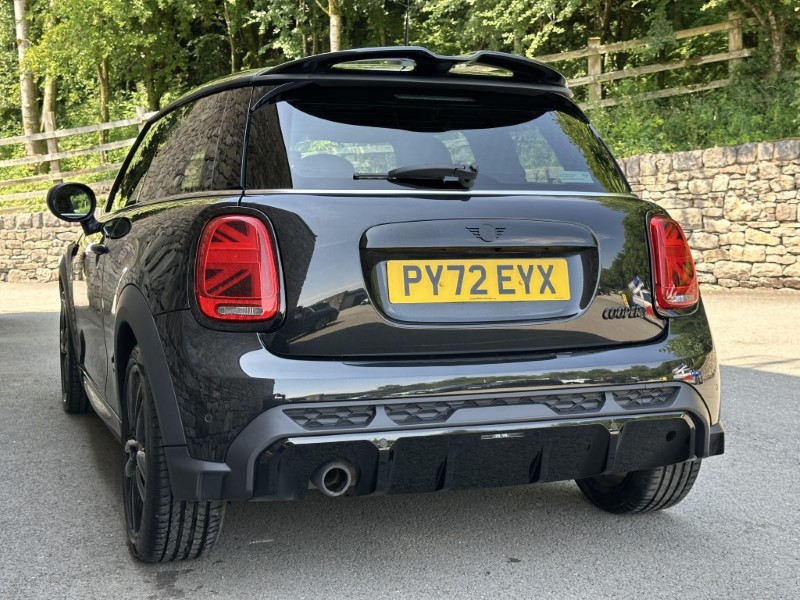2023 (72) MINI HATCHBACK 1.5 Cooper Sport 3dr Auto 5537275