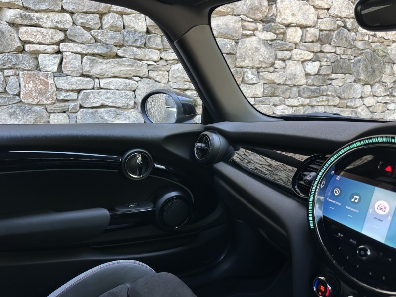 2023 (72) MINI HATCHBACK 1.5 Cooper Sport 3dr Auto 5537286